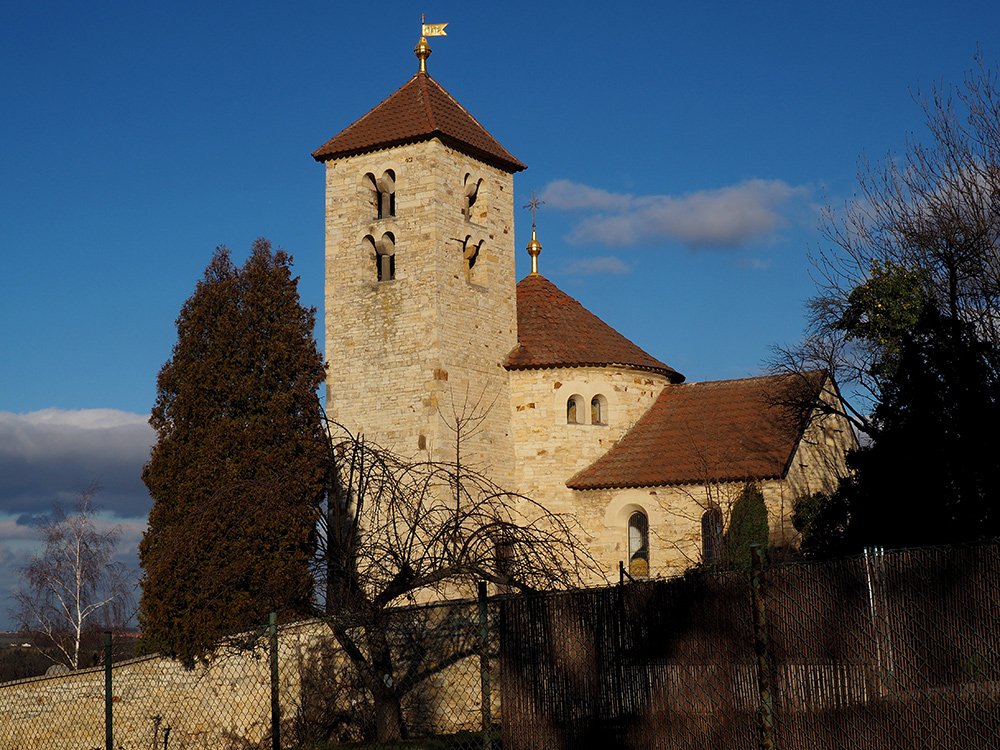 /Přední Kopanina, kostel. /Přední Kopanina, kostel.